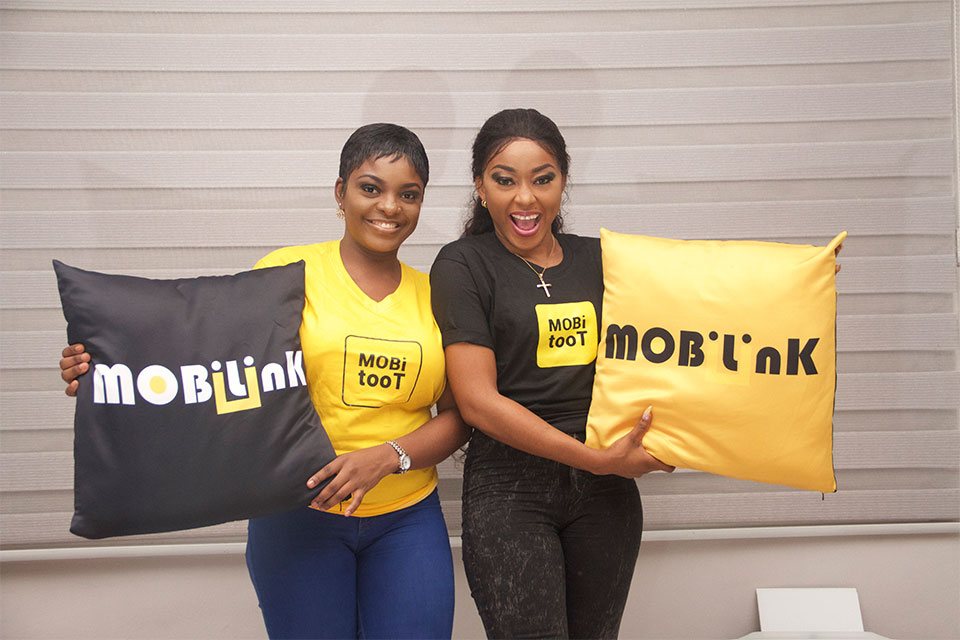 MOBiLinK App Illustration